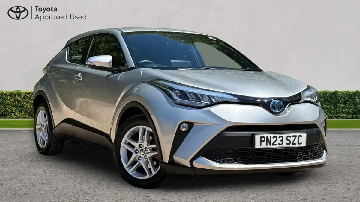 Used Toyota C-HR 122 HP (89 kW) 2023 Silver SUV