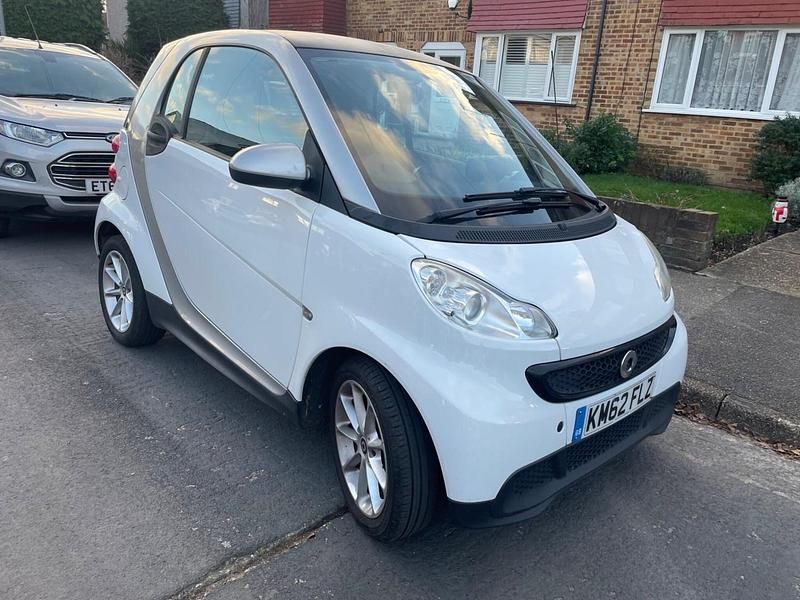 White Used 2012 Smart ForTwo Coupé Pure Coupe | £3,495 (Good price) - Image 1/3