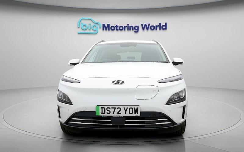 Second-hand Hyundai Kona Premium 150 kW (204 CP) 2022 Alb SUV