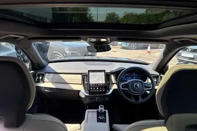 Gebraucht Volvo XC90 Plus 247 PS (181 kW) 2025 SUV