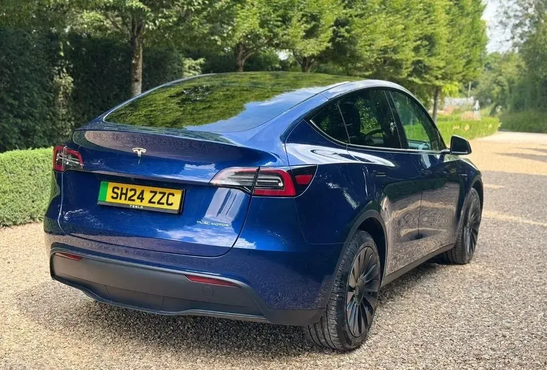 Used Tesla Model Y Long Range AWD 378 kW (514 HP) 2024 Blue SUV