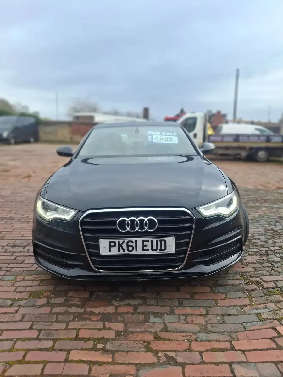 Usado Audi A6 S-Line 177 HP (130 kW) 2011 Preto Sedan