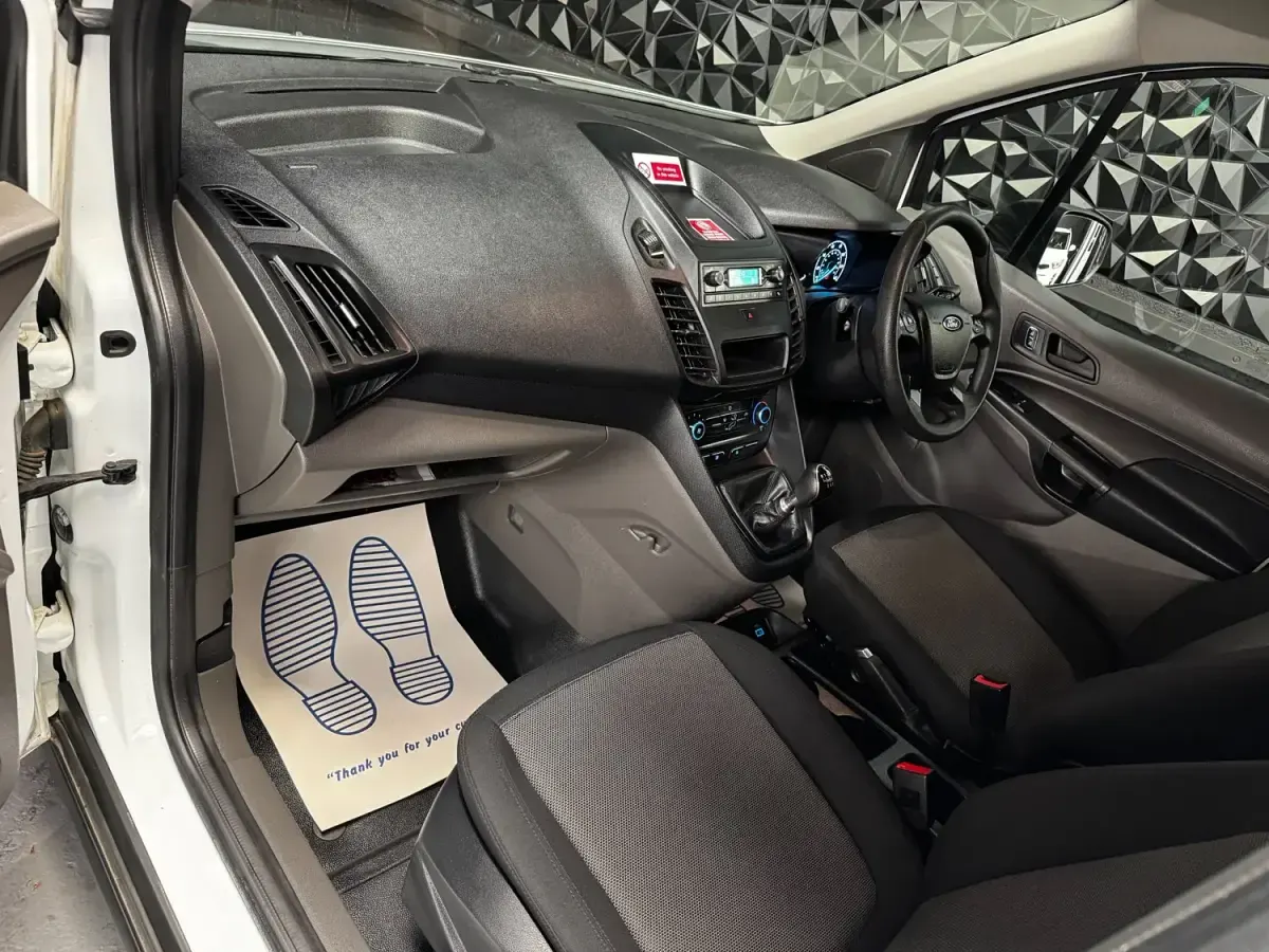 Usado Ford Transit Connect 75 HP (55 kW) 2022 Branco Monovolume