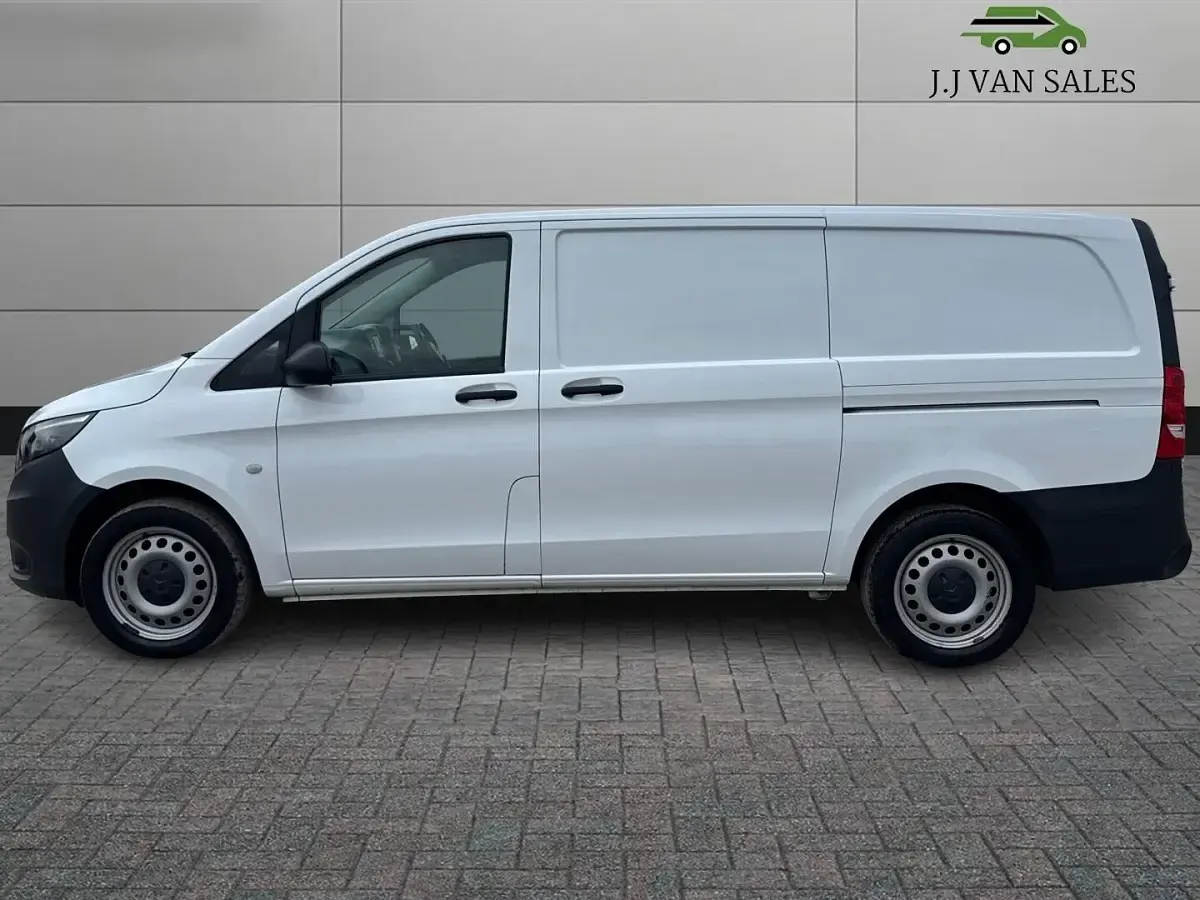 Used Mercedes Vito Progressive 2022 White Van