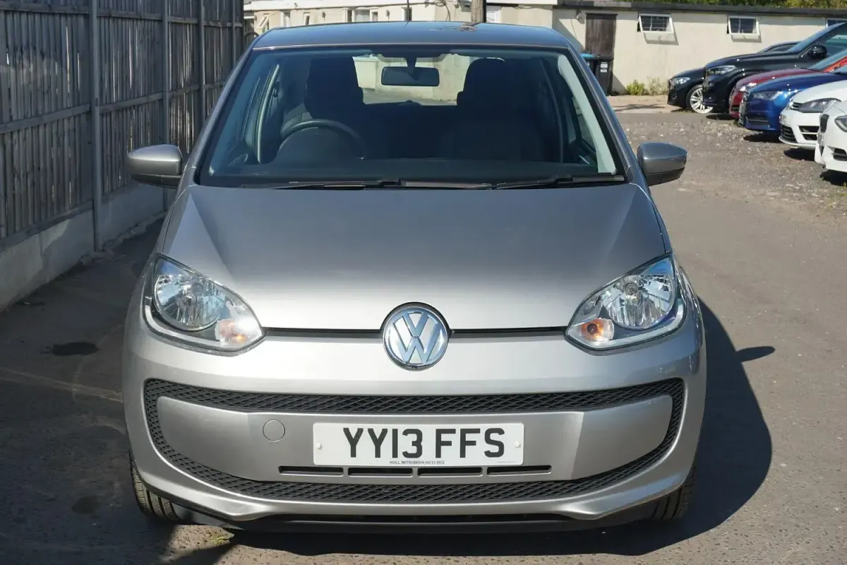 Used VW up! move up! 60 HP (44 kW) 2013 Silver Hatchback