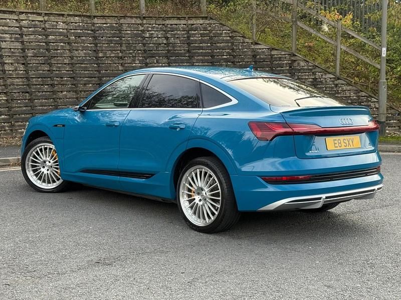 Used Audi e-tron Comfort 300 kW (408 HP) 2025 Blue SUV