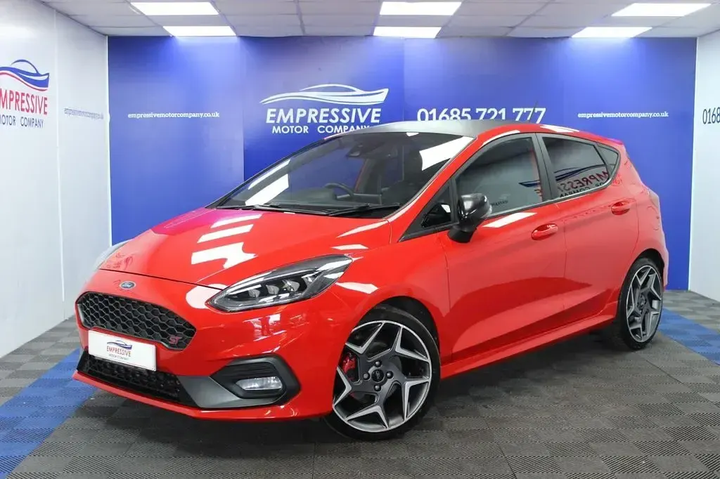 Used Ford Fiesta ST 200 HP (147 kW) 2019 Red Hatchback