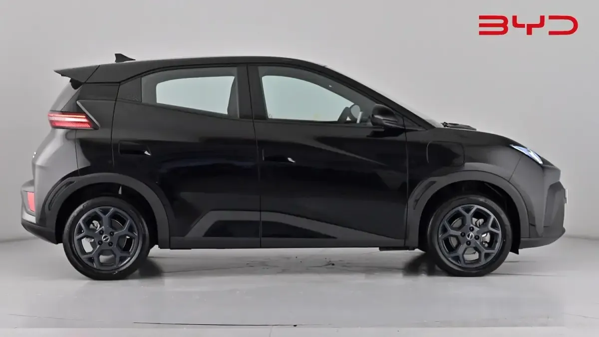 Used BYD Dolphin Boost 63 kW (87 HP) 2025 Black Hatchback