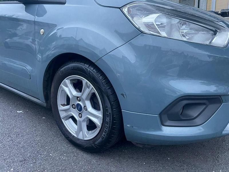 Used Ford Transit Limited 100 HP (73 kW) 2019 Blue Van