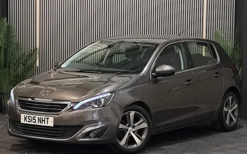 Used Peugeot 308 Allure 131 HP (96 kW) 2020 Hatchback