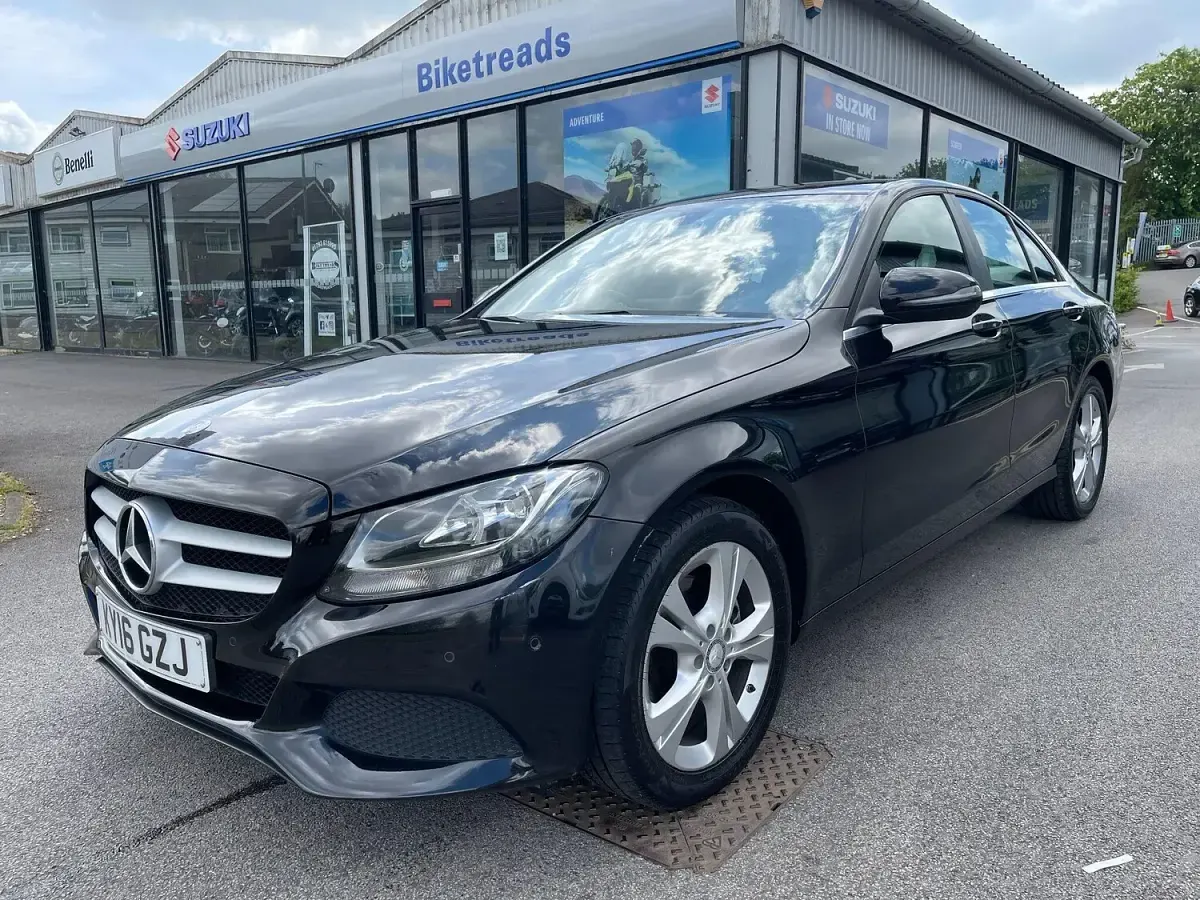 Used Mercedes C220 Executive 170 HP (125 kW) 2016 Black Sedan