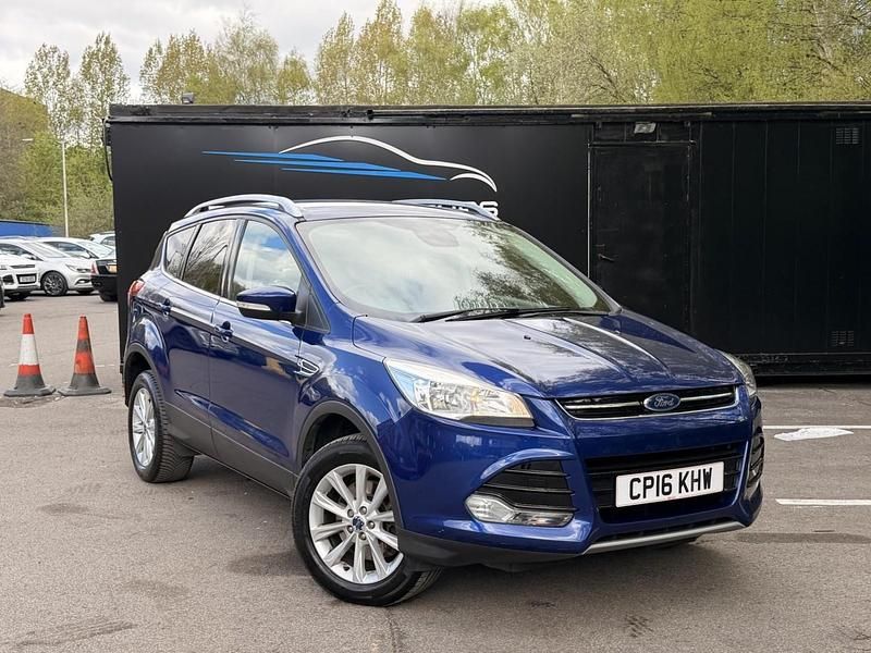 Begagnad Ford Kuga Titanium 180 HK (132 kW) 2016 Blå SUV