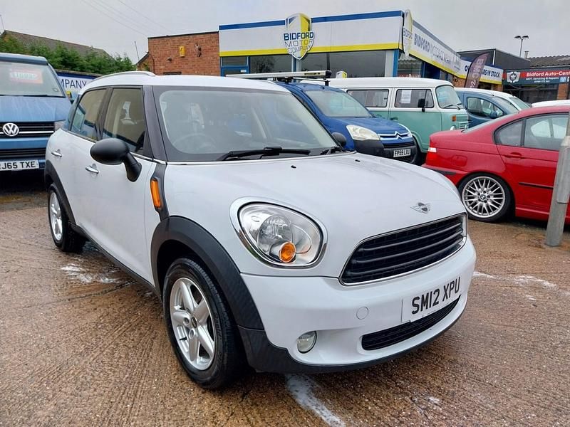 Używany Mini ONE 97 KM (71 kW) 2012 Biały Hatchback