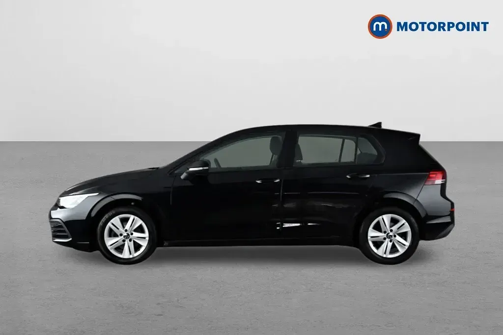 Used VW Golf VII Life 110 HP (80 kW) 2021 Black Hatchback