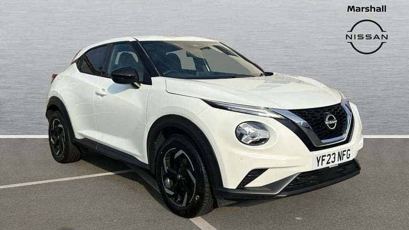 White Used 2023 Nissan Juke N-Connecta SUV | £15,213 (Fair price) - Image 1/4