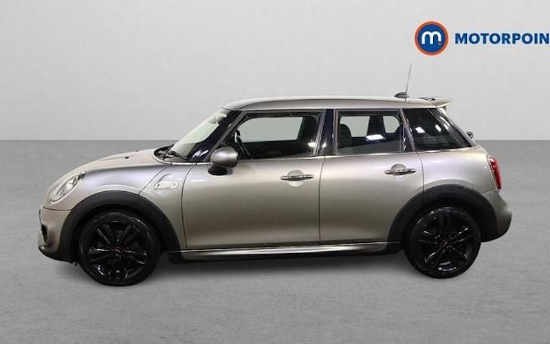 Used Mini Cooper S Hatch 192 HP (141 kW) 2018 Silver Hatchback