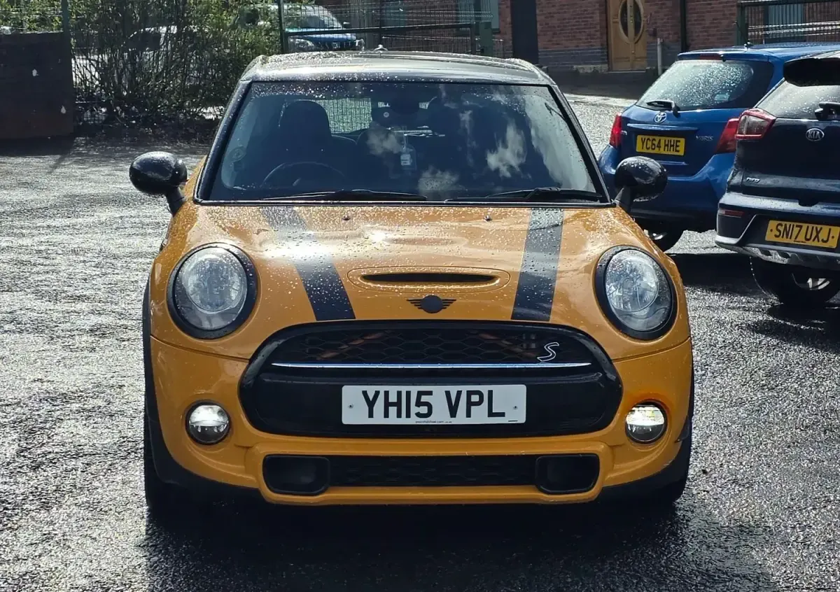 Używany Mini Cooper S Hatch 2015 Pomarańczowy Hatchback