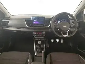 Usado Kia Stonic GT-Line S 118 CV (86 kW) 2023 Amarillo SUV