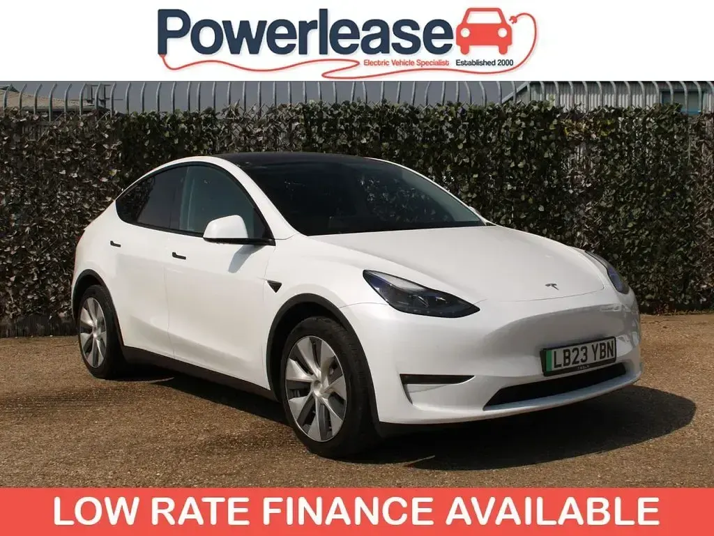 Used Tesla Model Y Long Range AWD 378 kW (514 HP) 2023 White SUV