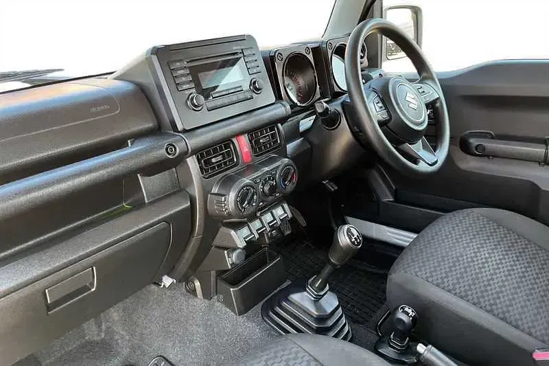 Used Suzuki Jimny SZ4 102 HP (75 kW) 2019 Silver SUV