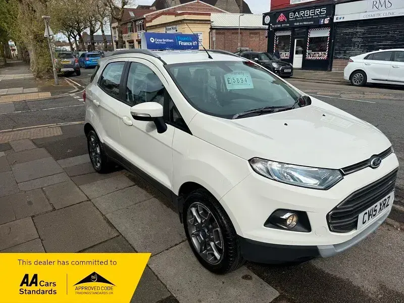 Used Ford Ecosport Titanium 125 HP (91 kW) 2015 White SUV