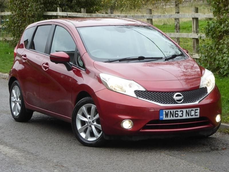 Red Used 2013 Nissan Note Tekna MPV | £3,250 (Fair price) - Image 1/4