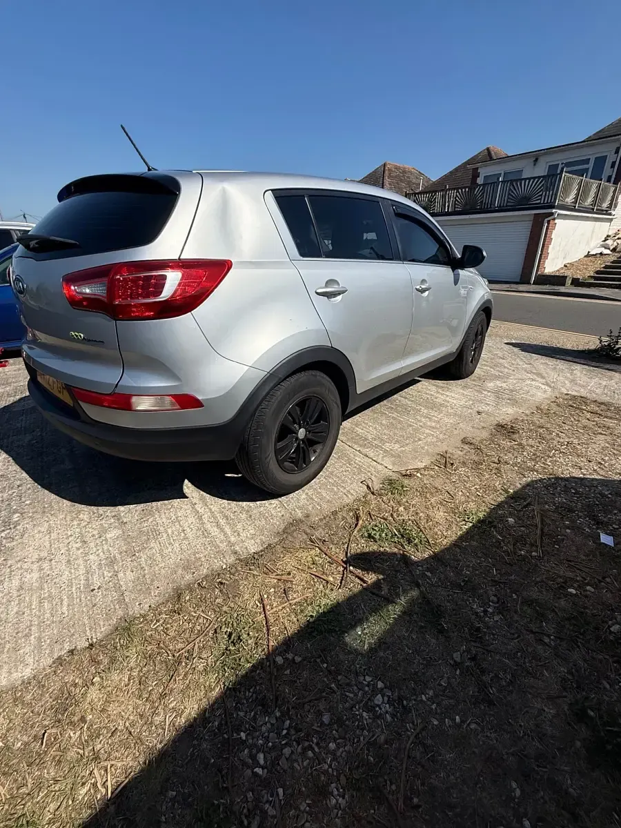 Begagnad Kia Sportage 115 HK (84 kW) 2012 Silver SUV