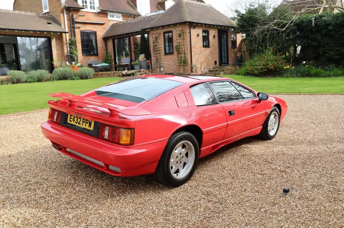 Used Lotus Esprit 1987 Red Coupe