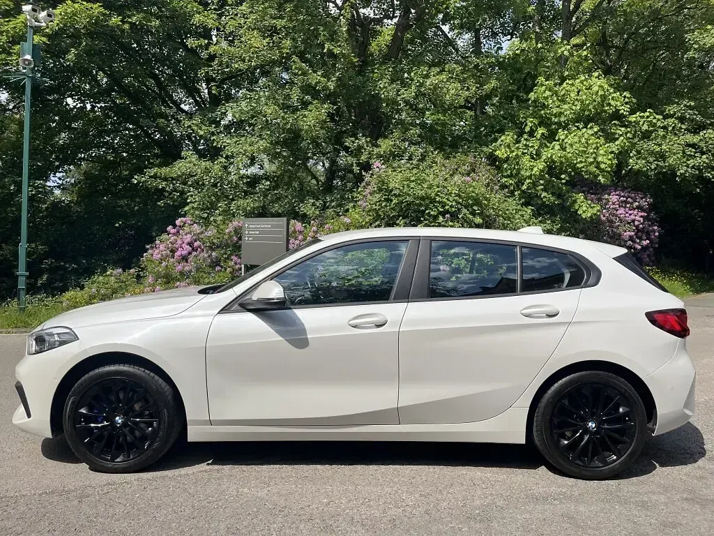 Used BMW 116 2019 White Hatchback