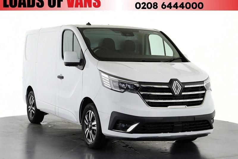 White New 2025 Renault Trafic Van | £25,190 - Image 1/4