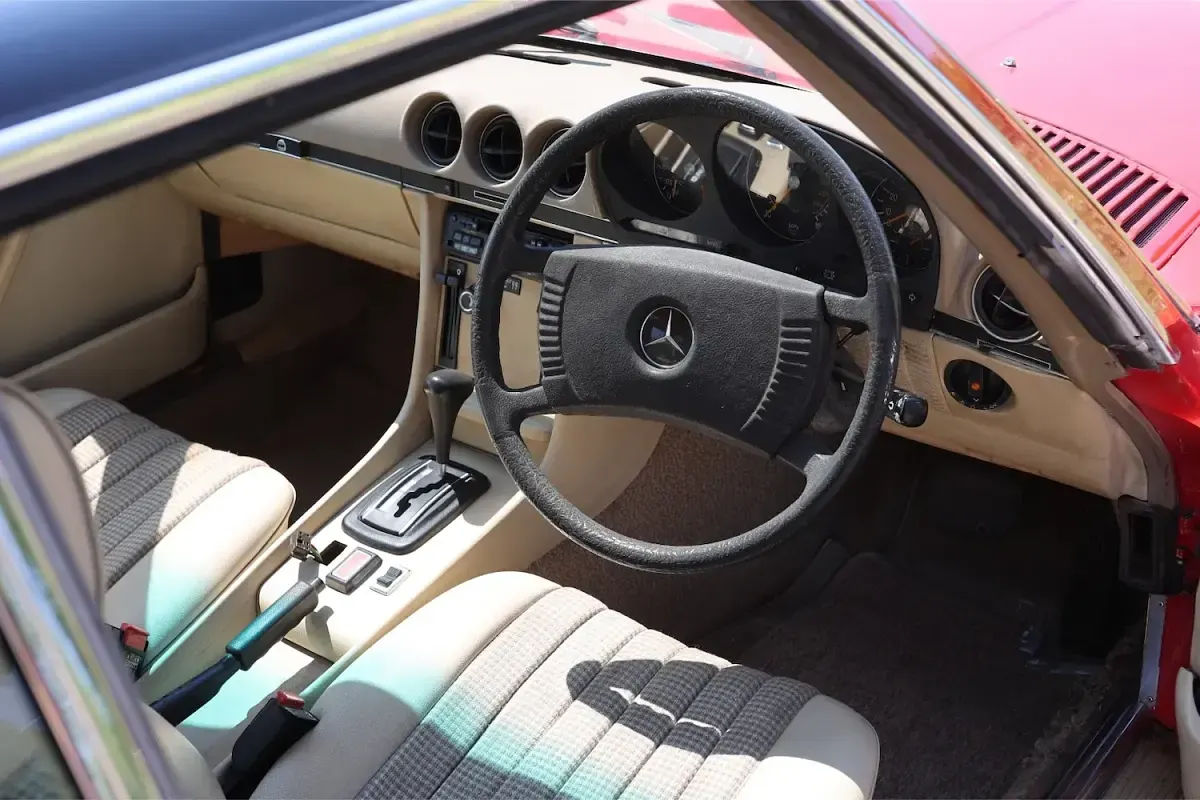 Used Mercedes SL350 1977 Red Cabriolet