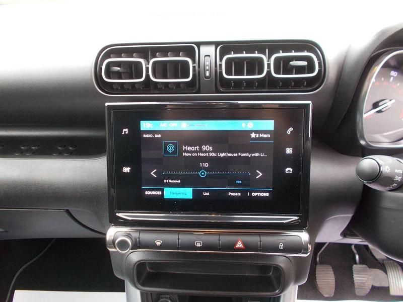 Used Citroën C3 Aircross Feel 82 HP (60 kW) 2019 Silver SUV