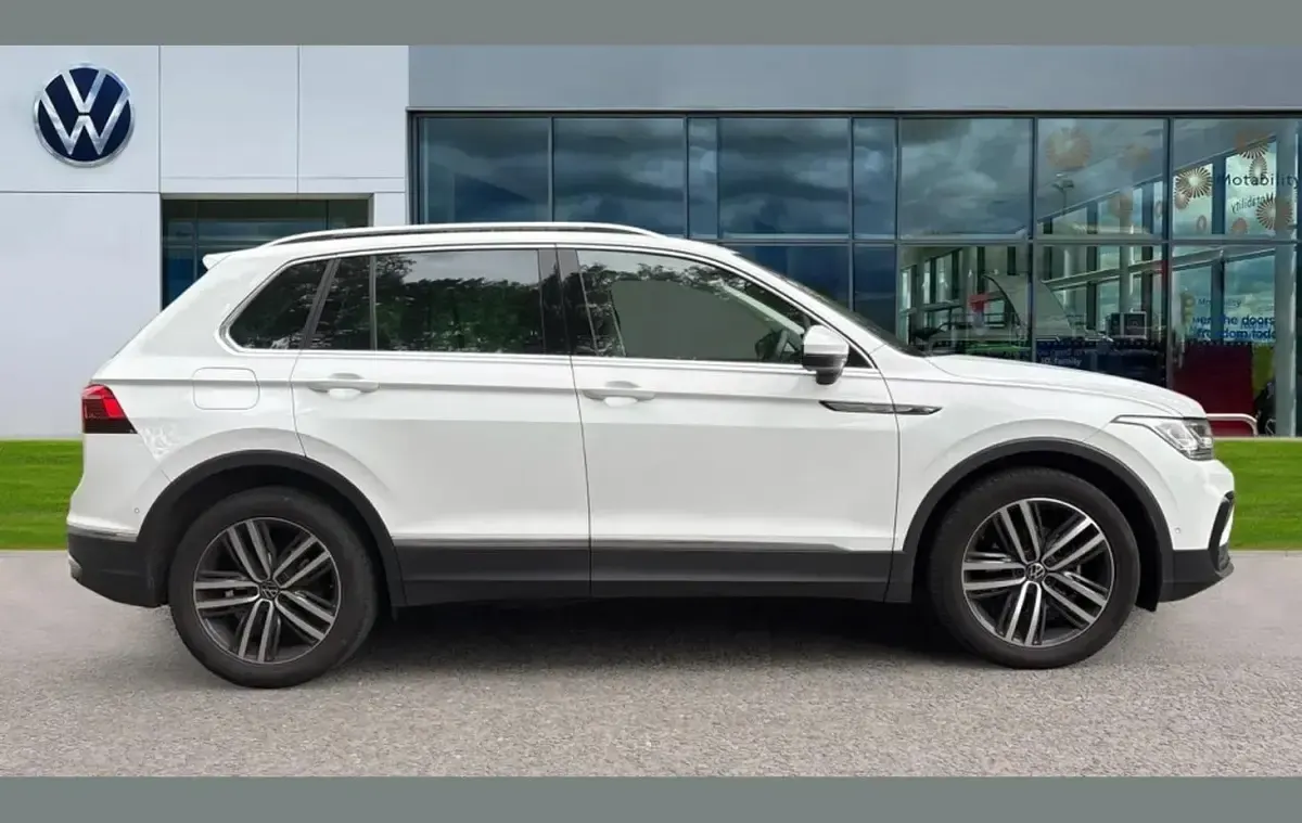 Used VW Tiguan Elegance 147 HP (108 kW) 2023 White SUV