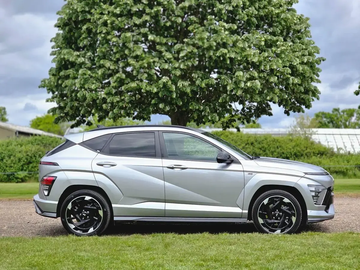 Gebraucht Hyundai Kona N Line 160 kW (218 PS) 2024 Silber SUV