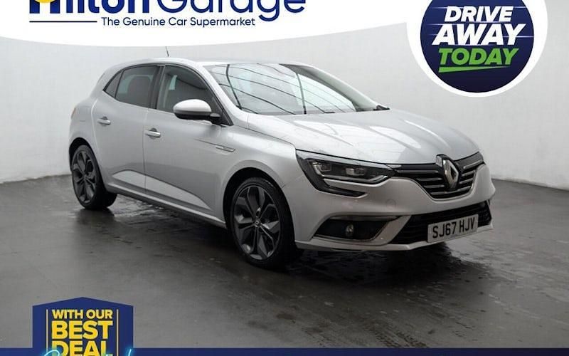 Used Renault Mégane IV Signature 131 HP (96 kW) 2017 Silver Hatchback