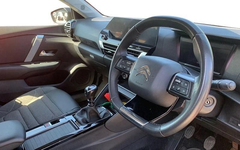 Usado Citroën C4 PureTech 131 HP (96 kW) 2023 SUV