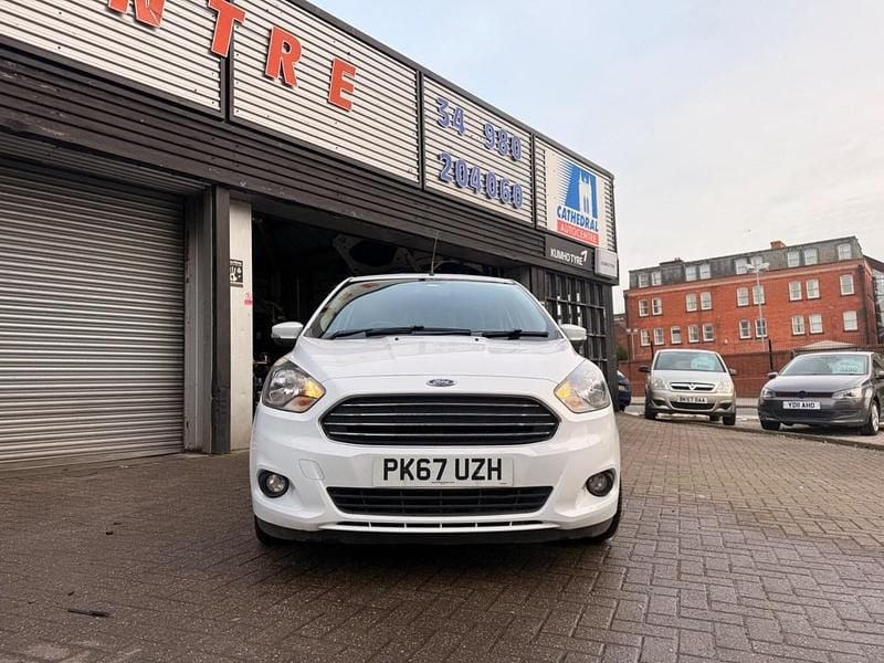 Used Ford Ka Plus Zetec 2017 White Hatchback