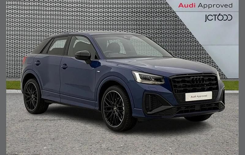 Used Audi Q2 Black Edition 147 HP (108 kW) 2025 Blue SUV