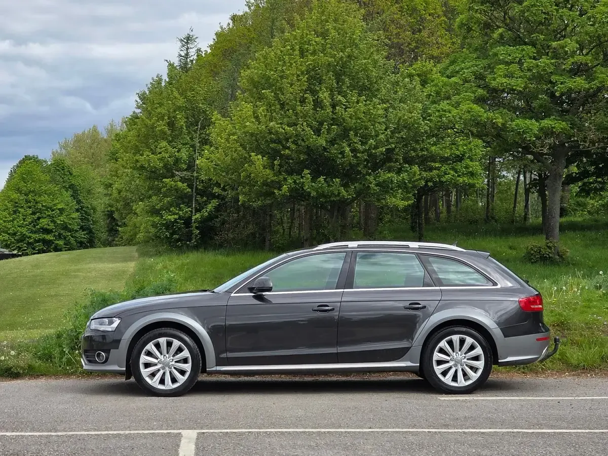 Used Audi A4 Allroad Performance 177 HP (130 kW) 2014 Grey Estate