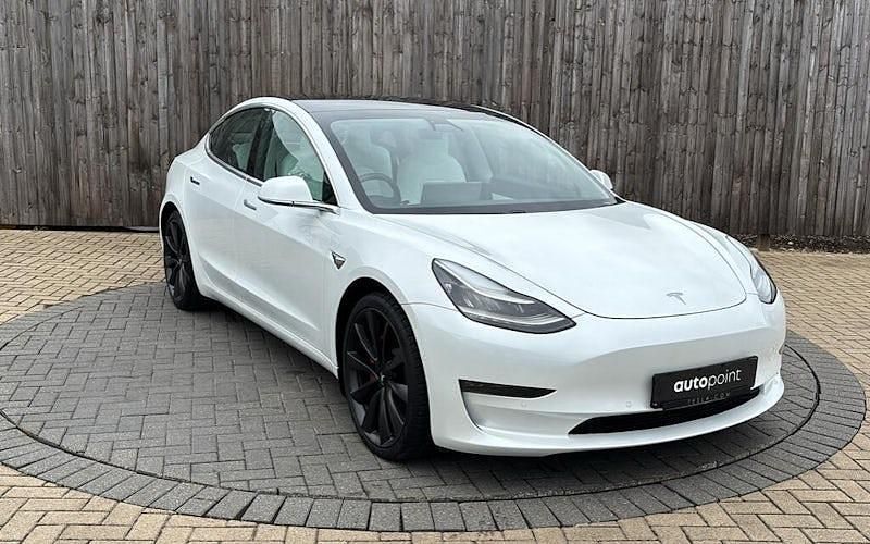 White Used 2019 Tesla Model 3 Performance Sedan | £23,299 (Expensive) - Image 1/4