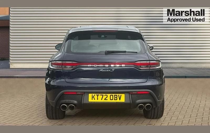 Used Porsche Macan S 374 HP (275 kW) 2022 Blue SUV