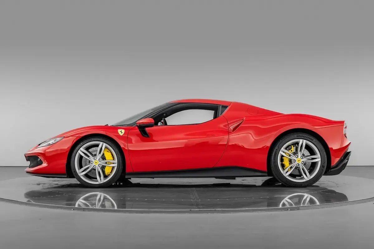 Used Ferrari 296 830 HP (610 kW) 2022 Red Coupe