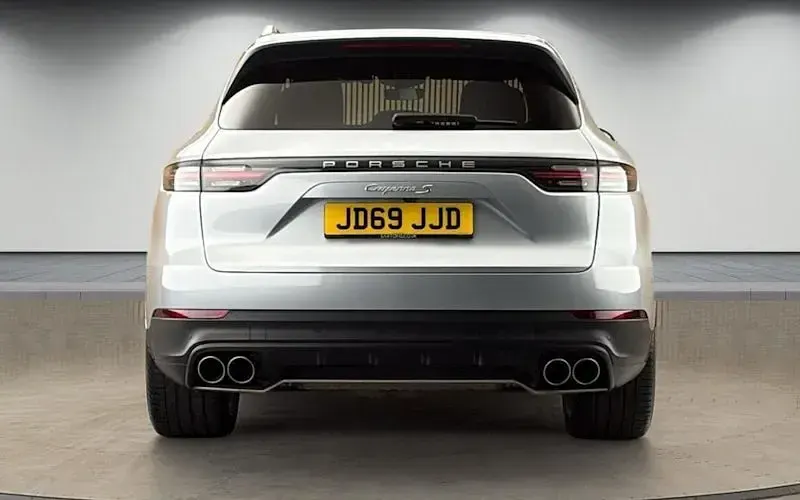 Used Porsche Cayenne 441 HP (324 kW) 2022 SUV