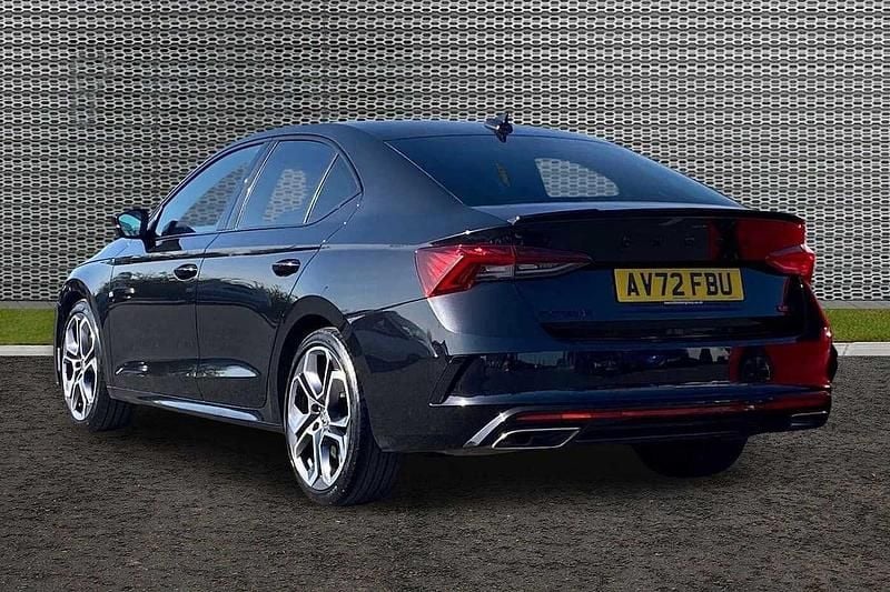Used Skoda Octavia vRS 180 HP (132 kW) 2022 Black magic pearl effect Hatchback