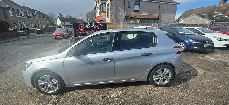 Used Peugeot 308 Access 110 HP (80 kW) 2018 Silver Hatchback