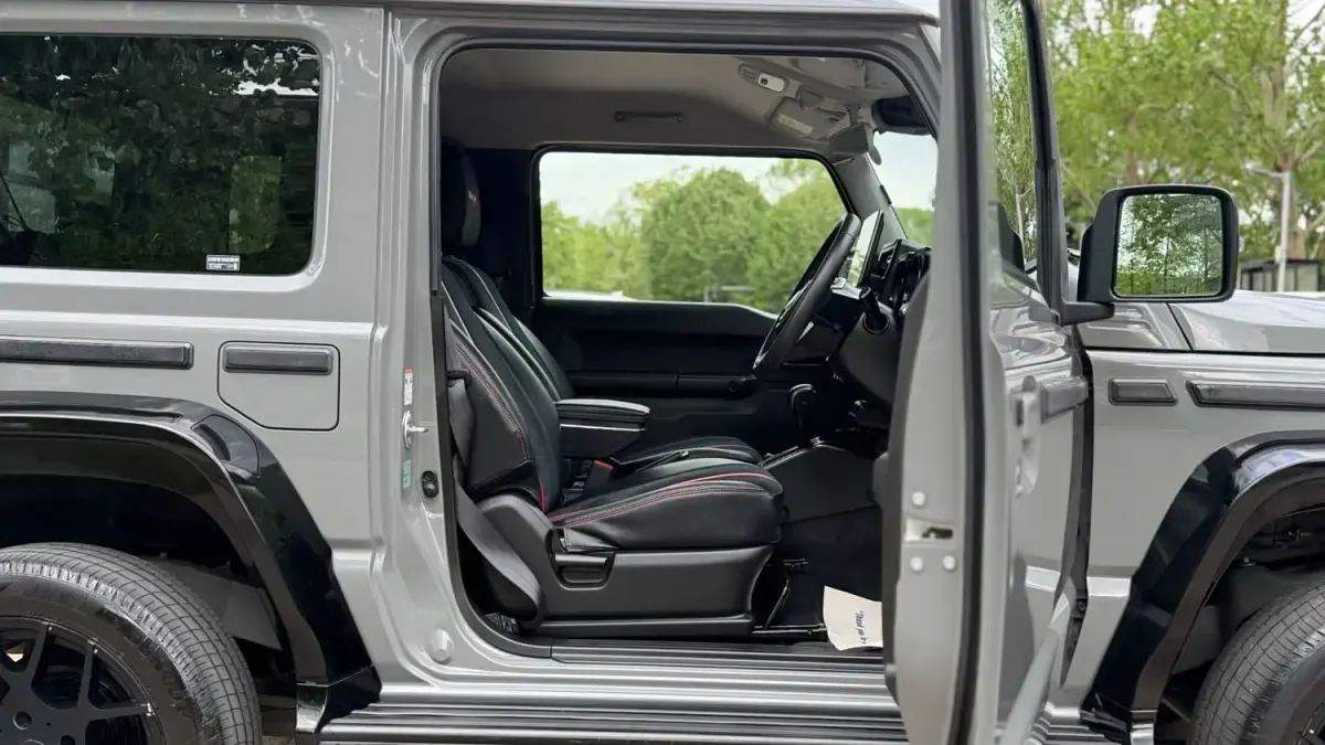 Używany Suzuki Jimny 2024 Szary SUV