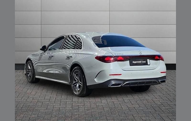 Used Mercedes E220 Advanced 194 HP (142 kW) 2025 Grey Sedan