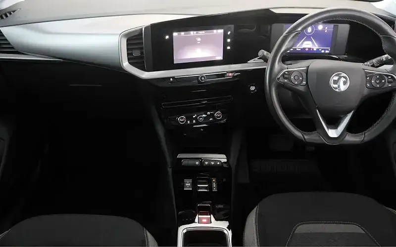 Used Vauxhall Mokka 100 kW (136 HP) 2023 White SUV