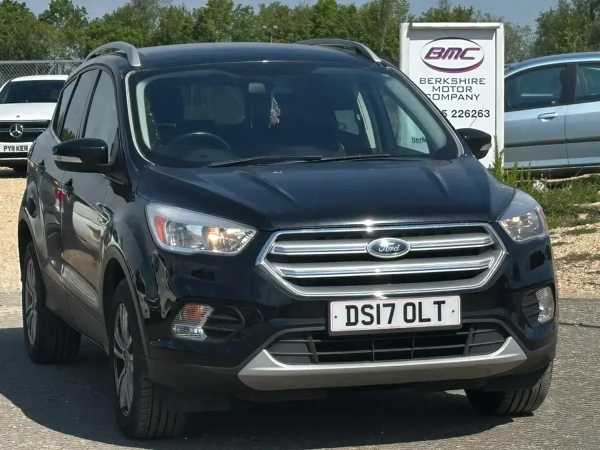 Used Ford Kuga Zetec 150 HP (110 kW) 2017 Black SUV