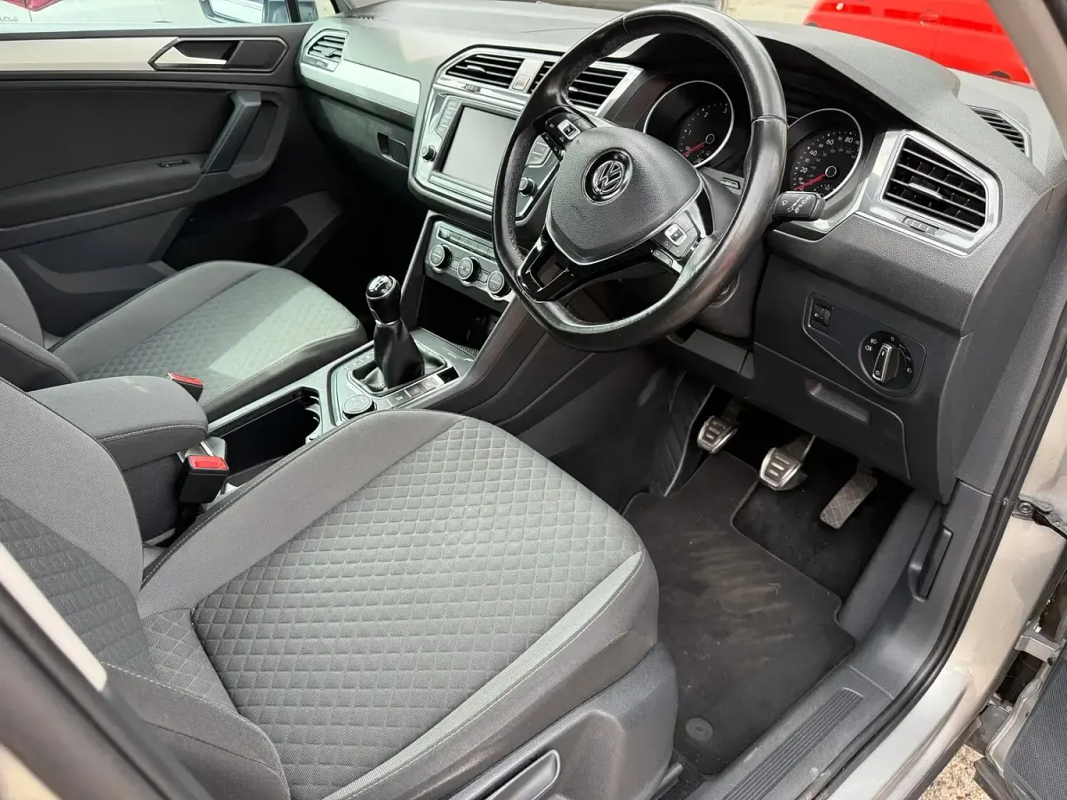 Used VW Tiguan SE 150 HP (110 kW) 2016 Silver SUV